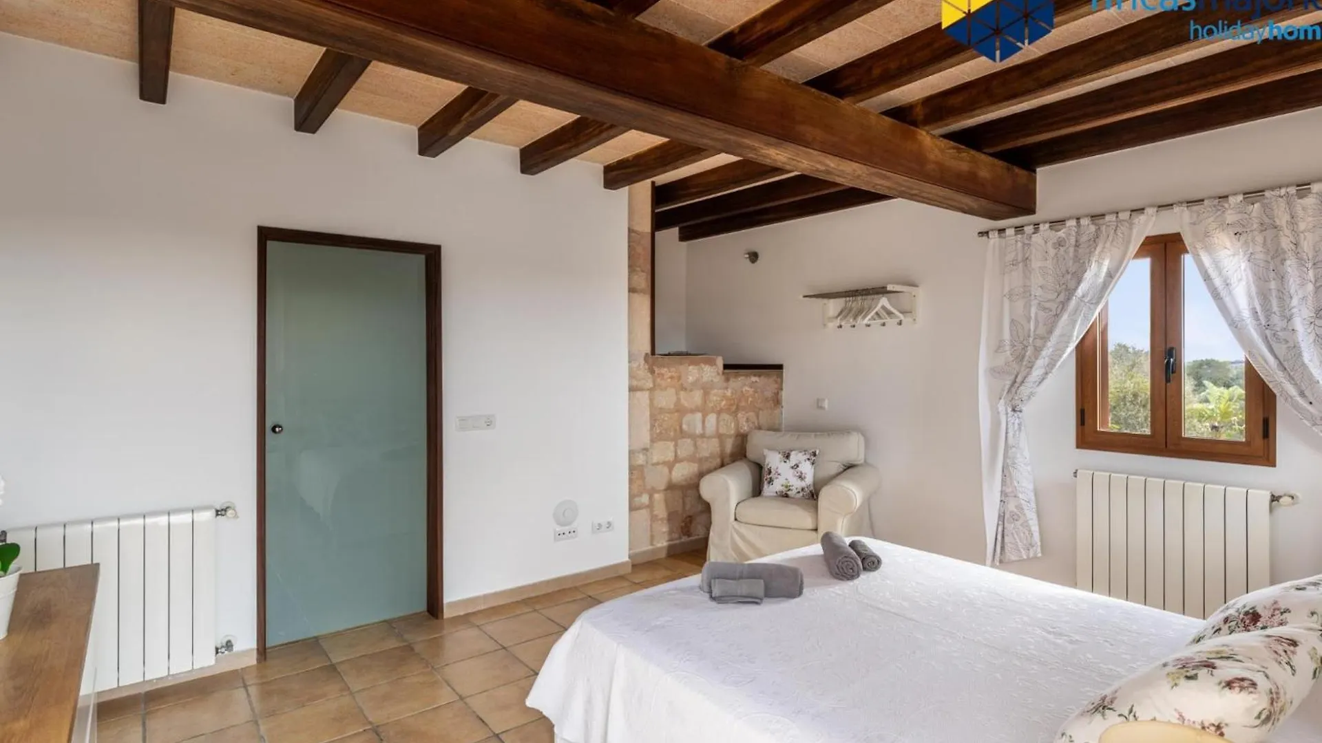 Holiday home Finca Rural S'Art 9 Ses Salines
