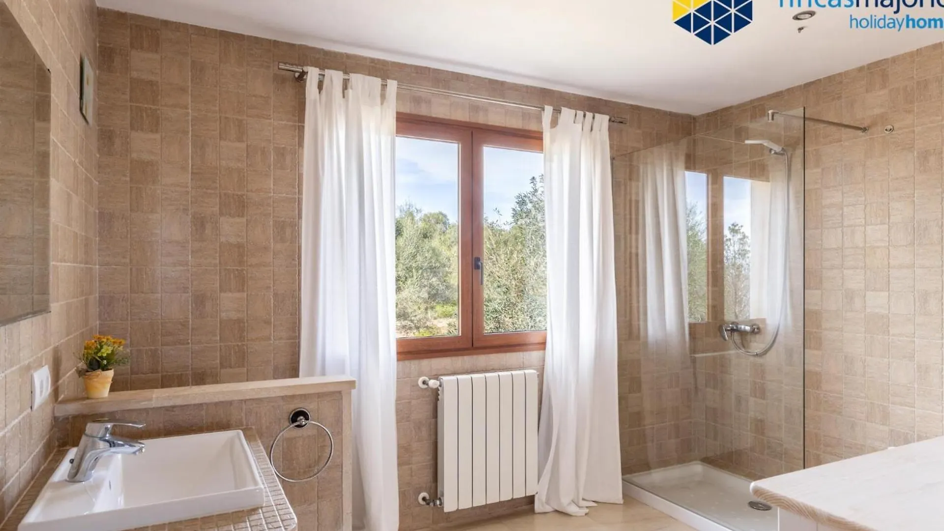 Finca Rural S'Art 9 Ses Salines  Holiday home